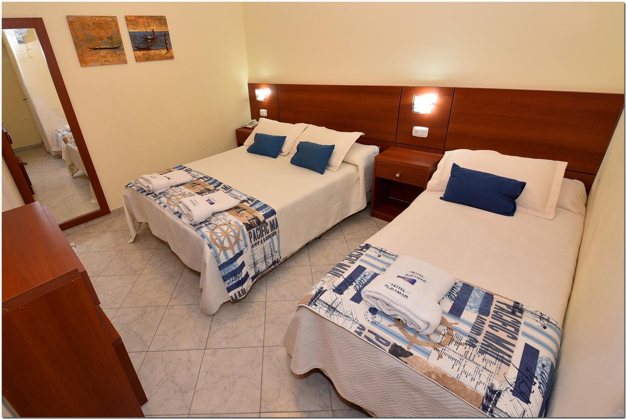 Hotel Albamar 2*